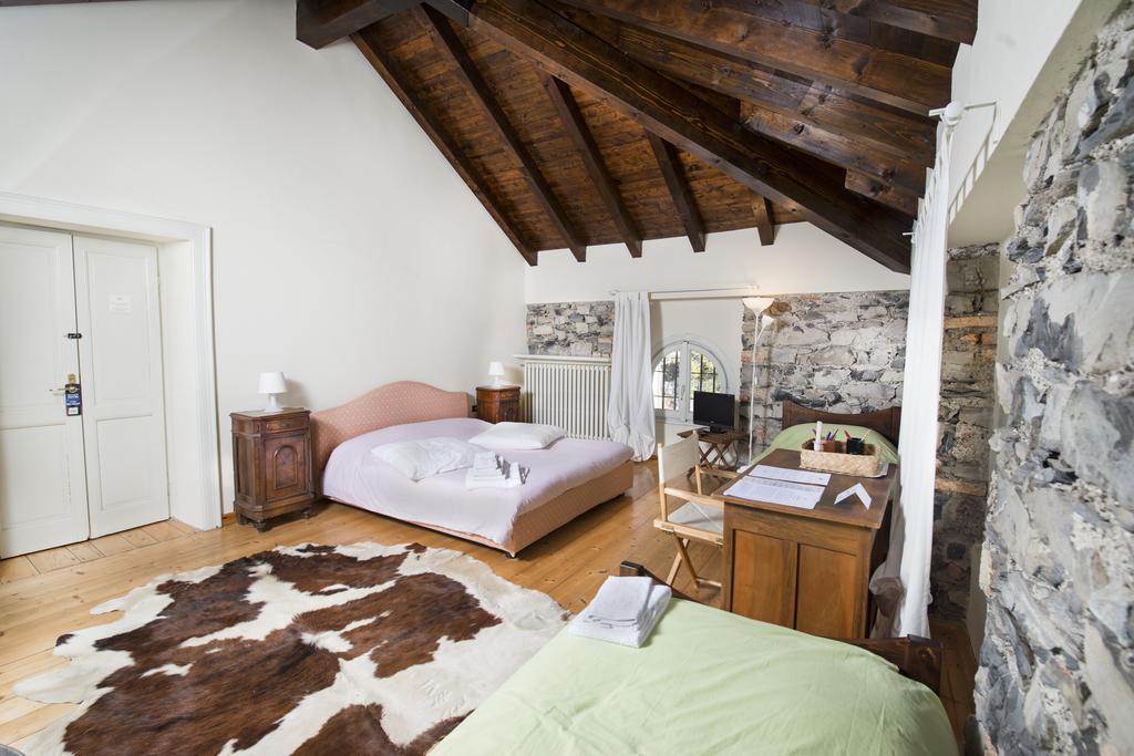 Villa Pinetina B&B Lasnigo Exterior photo