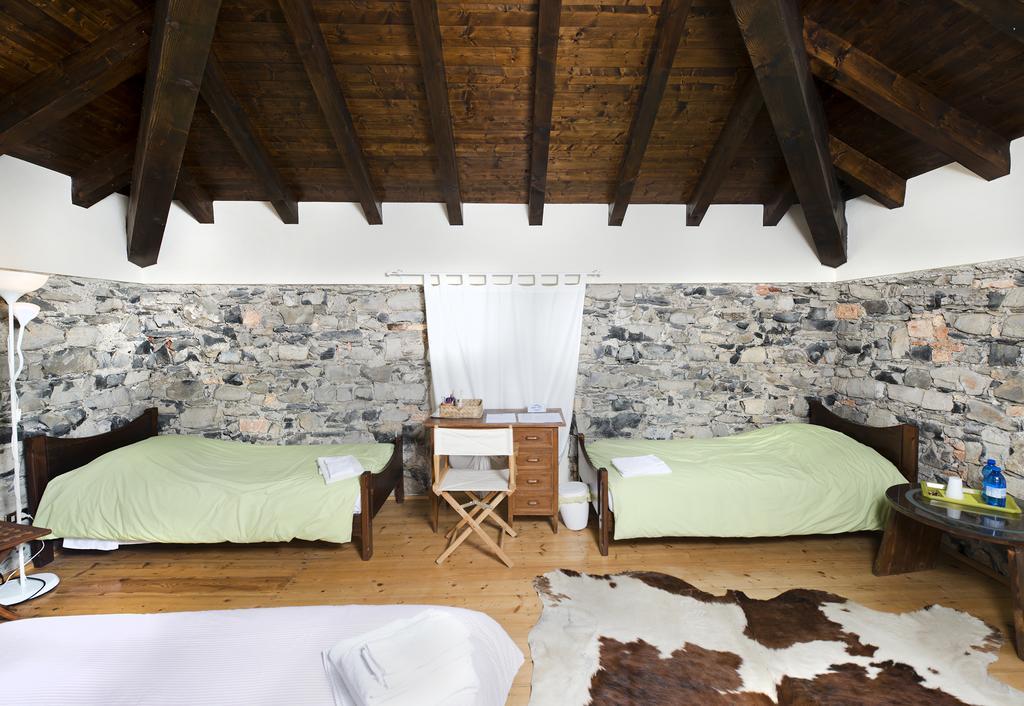 Villa Pinetina B&B Lasnigo Exterior photo